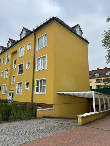 2-Zimmer-Dachgeschosswohnung mit Ausblick — photo 1